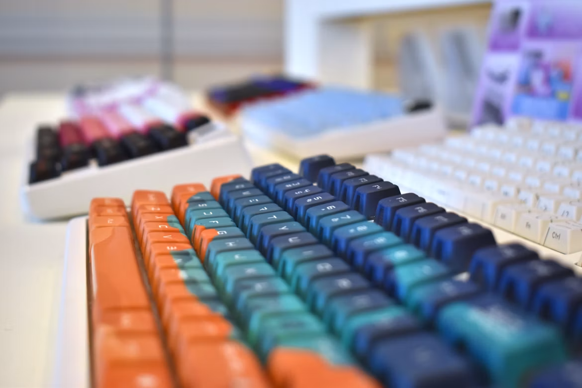 Ergonomische toetsenborden in opmars: kunnen ze comfortabeler typen echt mogelijk maken?