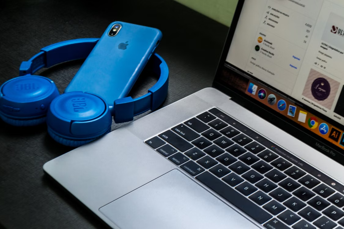 Een week zonder opladen: waarom wordt batterijduur de nieuwe superkracht van gadgets?