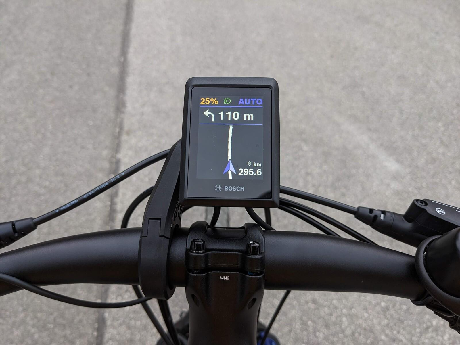 Slimme fietsdisplays combineren navigatie, diefstalbeveiliging en ritgegevens